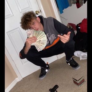 Meet your Posher, Luke